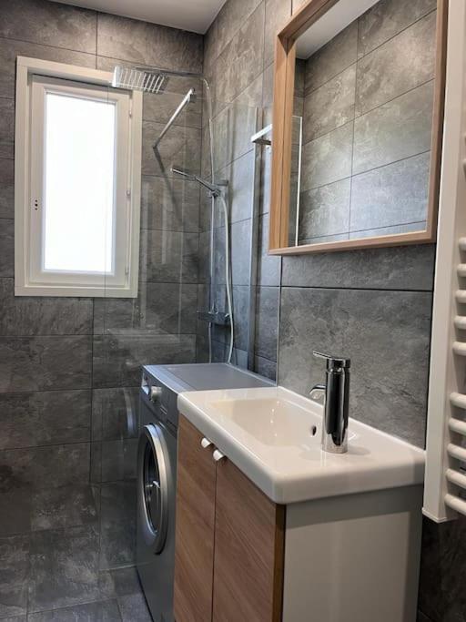 Le Pressense Apartment Vénissieux Exterior foto